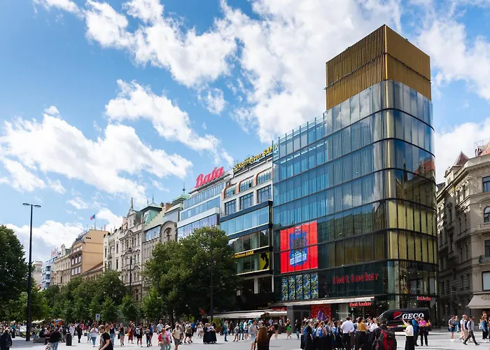 Vn3 Terraces Suites By Adrez Prag